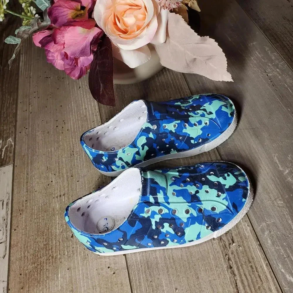 Dick's Sporting Goods DSG Kids Slip On Shoes Blue White Camo Size 8 Toddler Boy